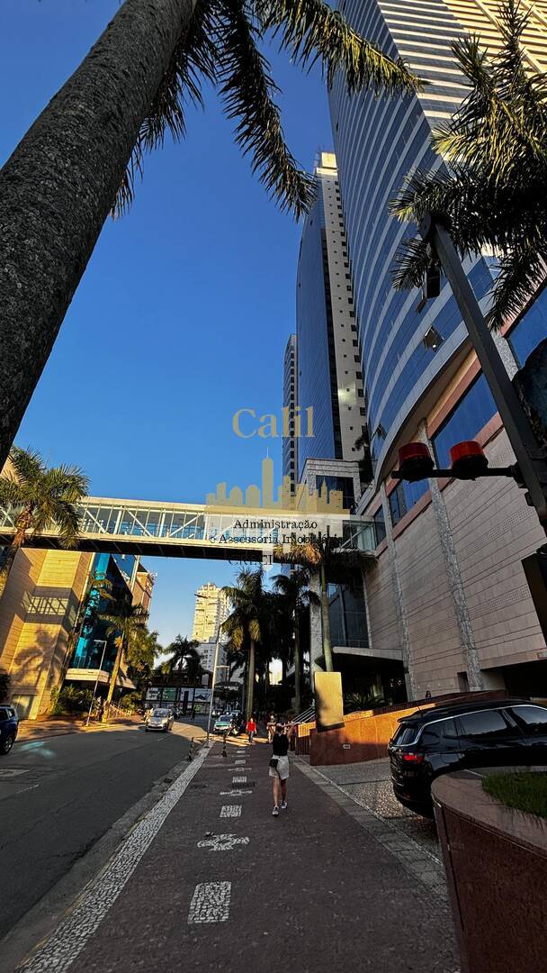 Apartamento à venda com 1 quarto, 67m² - Foto 35
