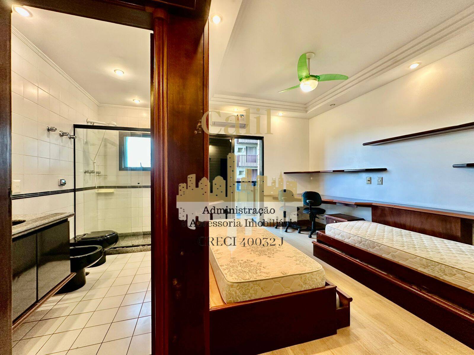 Apartamento à venda com 3 quartos, 252m² - Foto 26