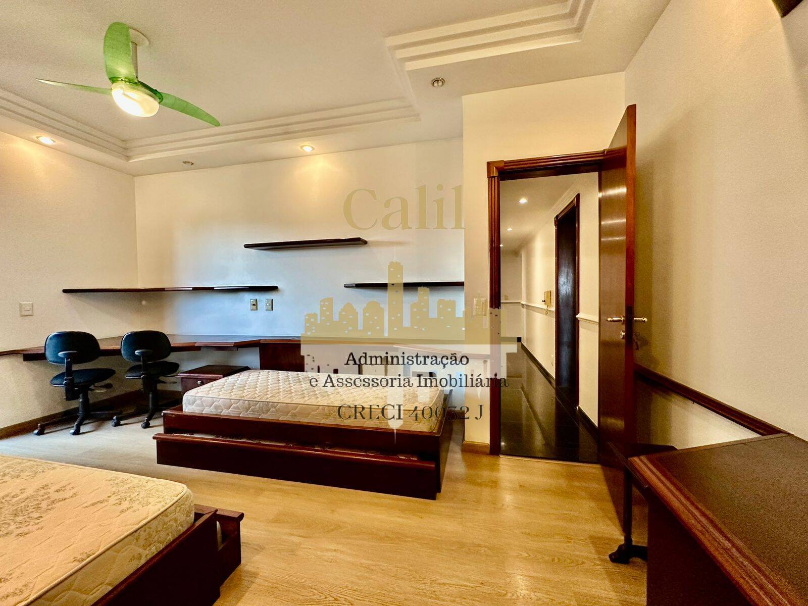 Apartamento à venda com 3 quartos, 252m² - Foto 25