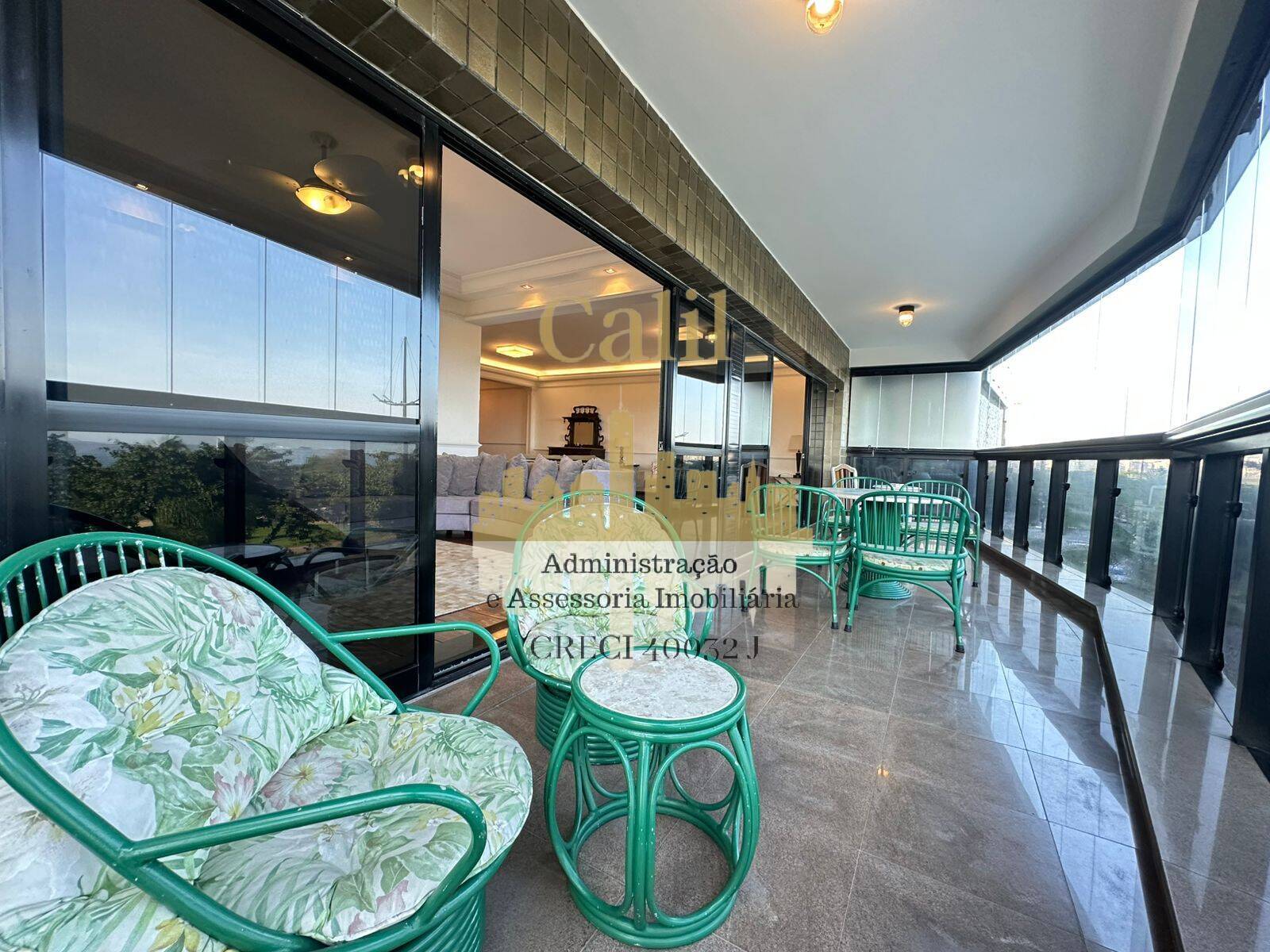 Apartamento à venda com 3 quartos, 252m² - Foto 6