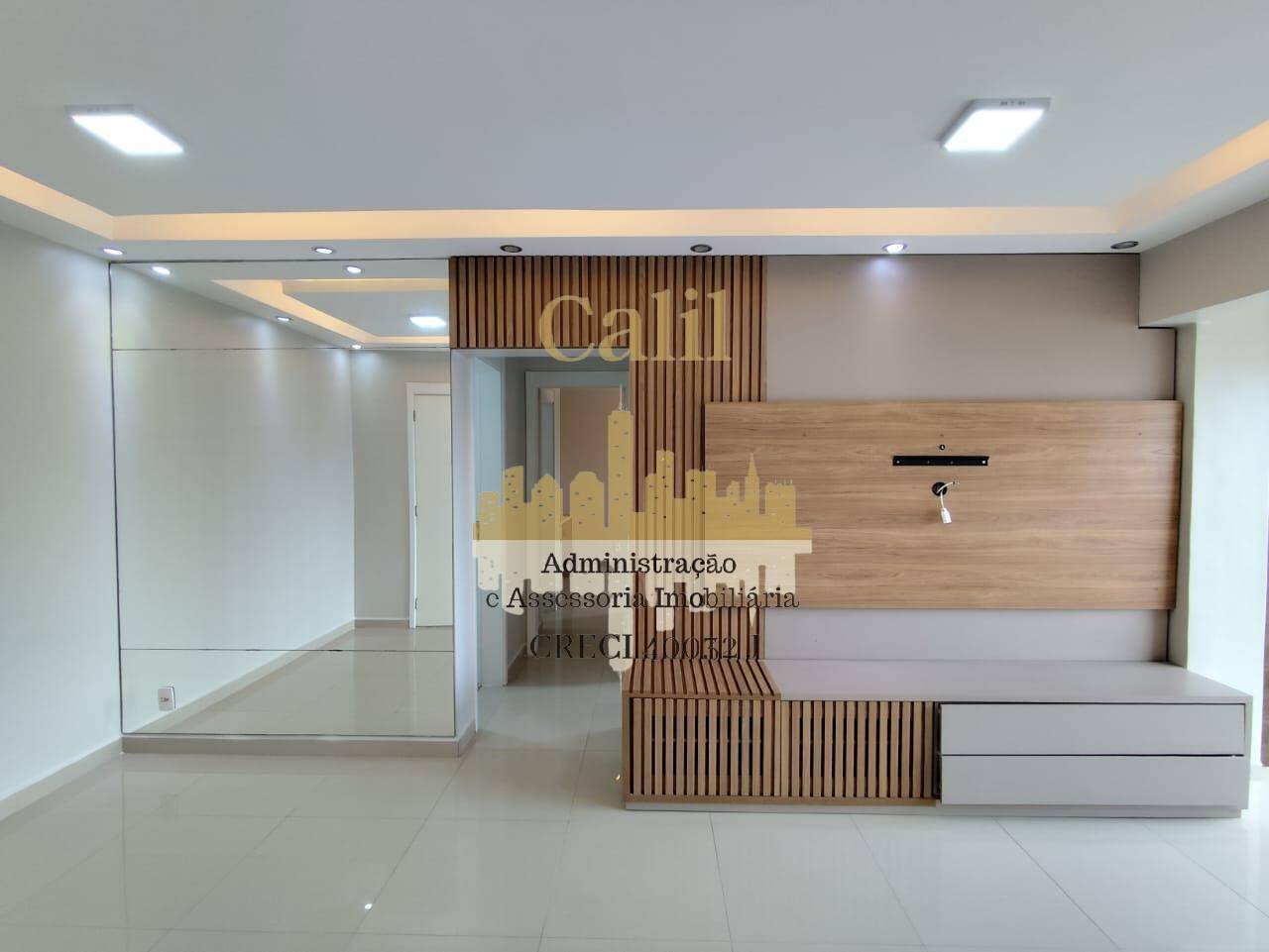 Apartamento à venda com 2 quartos, 63m² - Foto 3