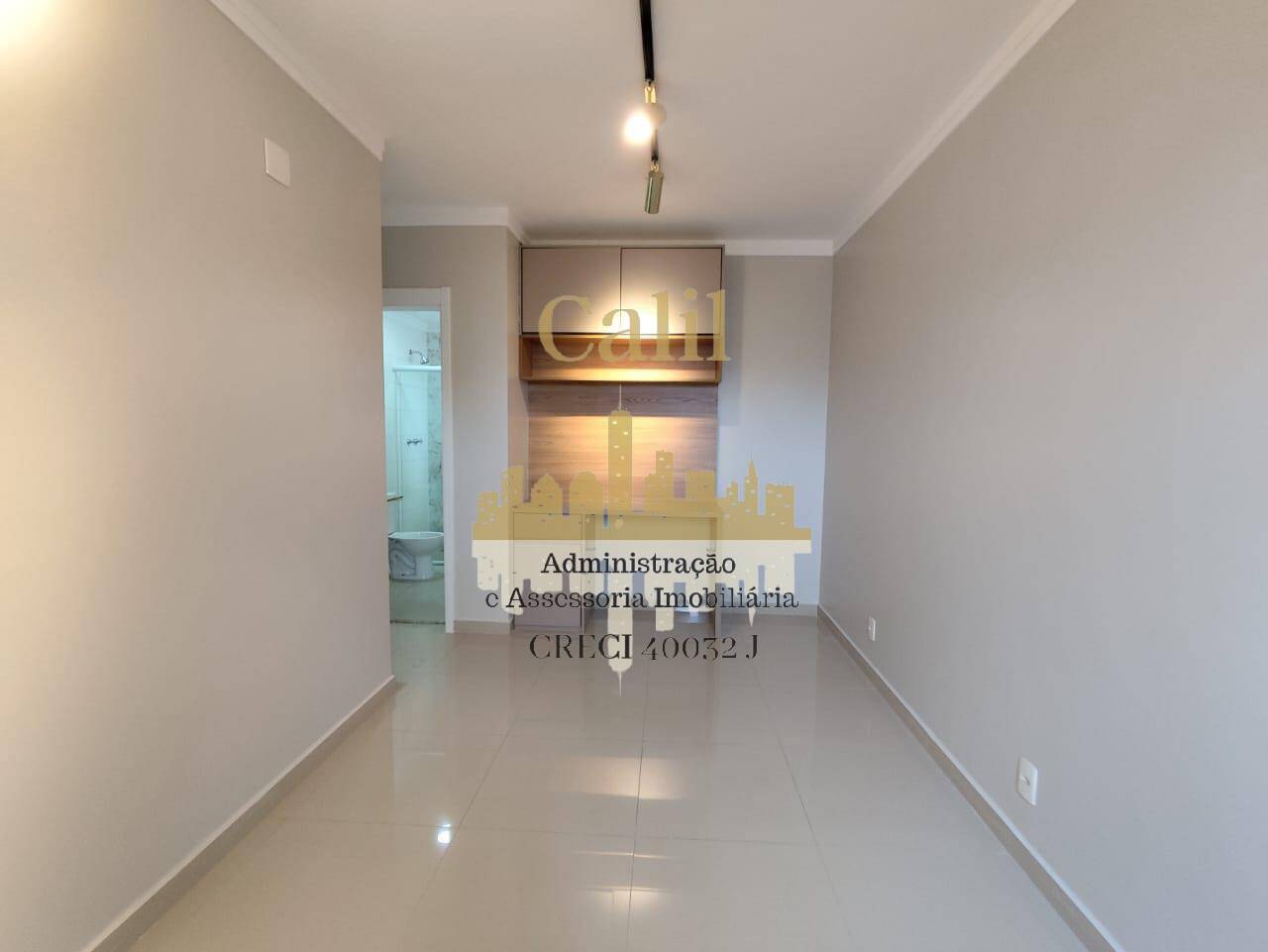 Apartamento à venda com 2 quartos, 63m² - Foto 9