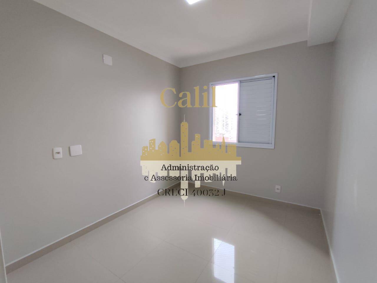 Apartamento à venda com 2 quartos, 63m² - Foto 14