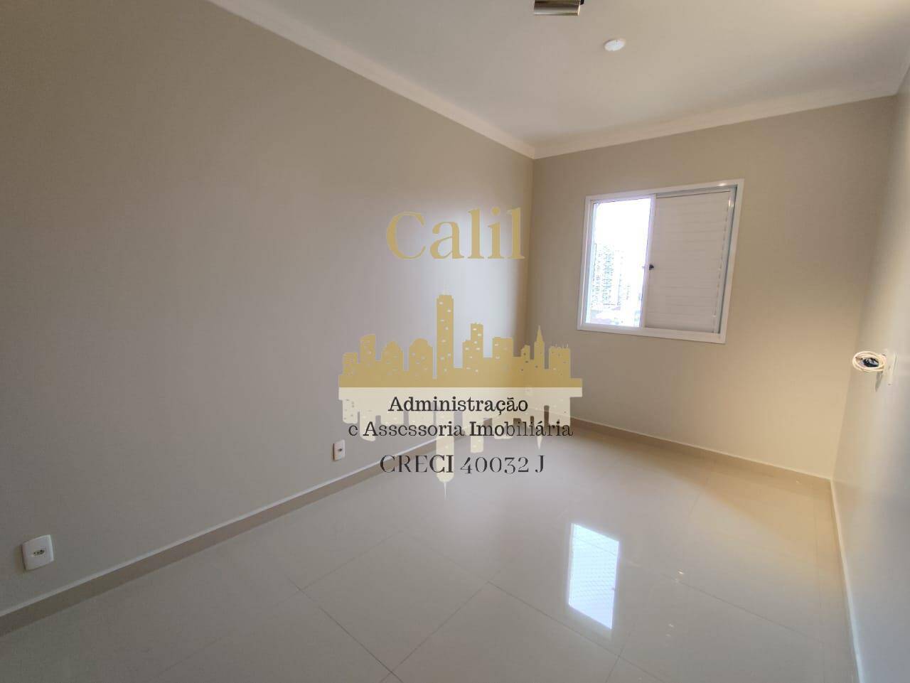 Apartamento à venda com 2 quartos, 63m² - Foto 12