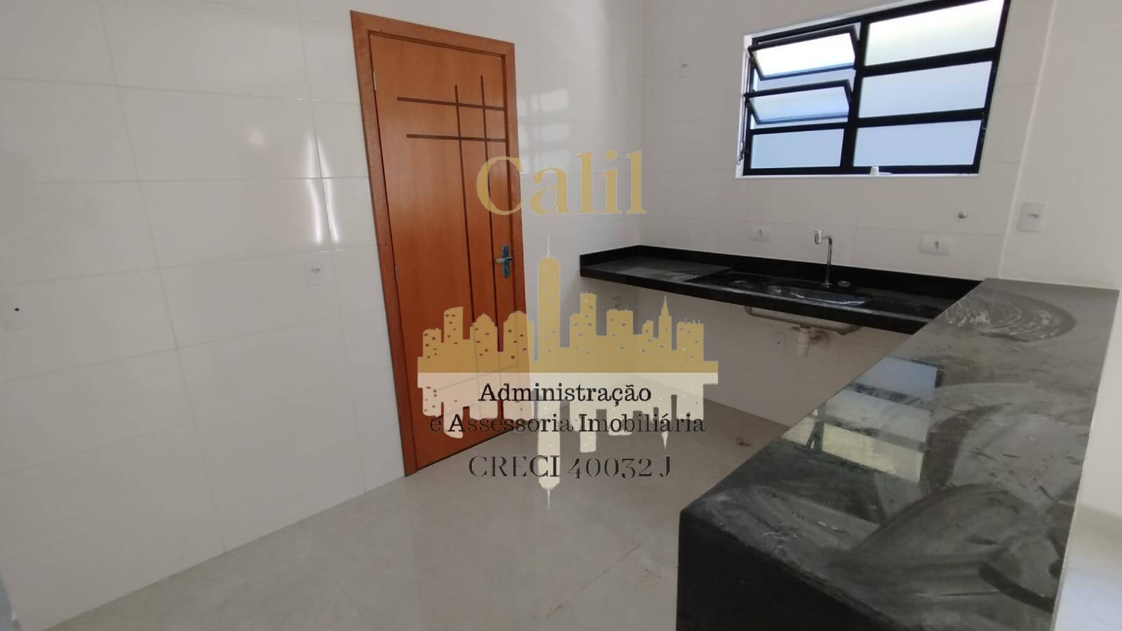 Casa à venda com 3 quartos, 100m² - Foto 11