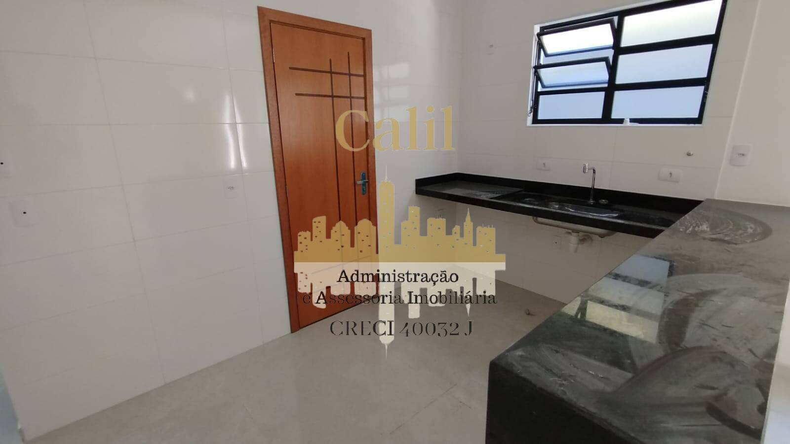 Casa à venda com 3 quartos, 100m² - Foto 12