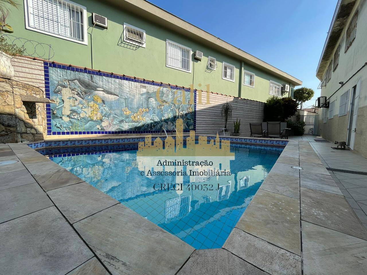 Casa à venda com 3 quartos, 150m² - Foto 2